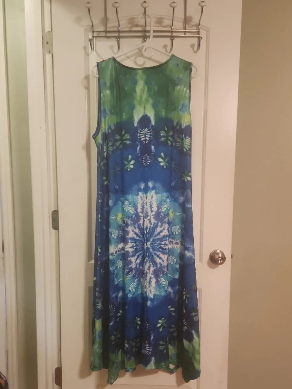Sleeveless Tie-Dye Maxi Dress in Blue and Green